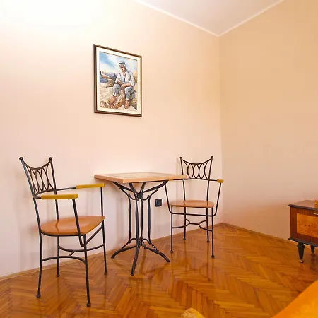 Ivanka 1615 * Pula