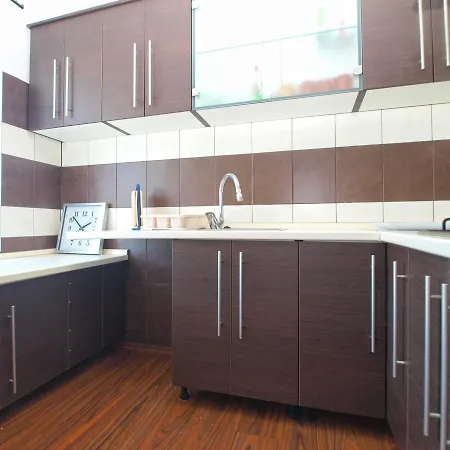 Ivanka 1615 Apartment